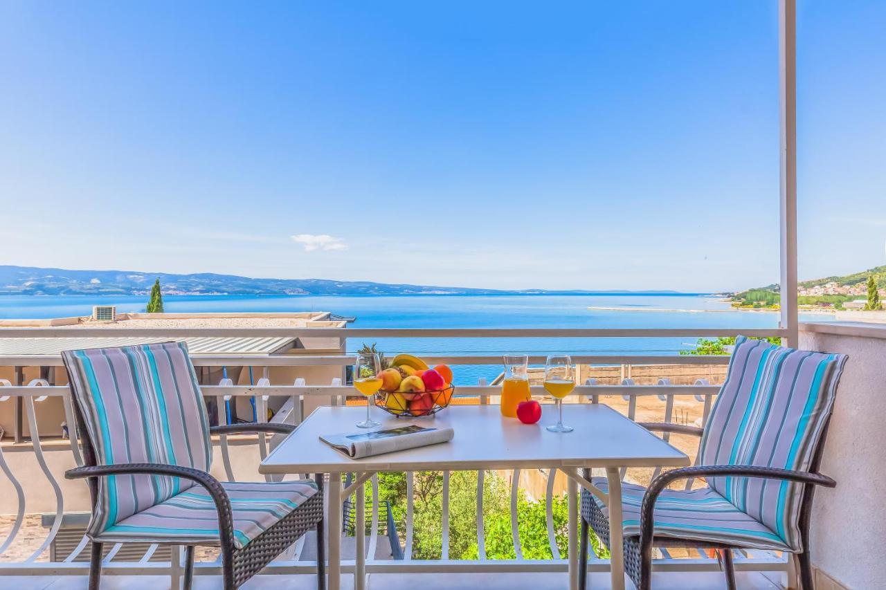 Adriatic Seaview Apartment Омиш Экстерьер фото